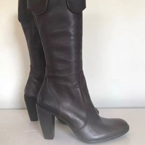 Chocolat Blu Italian leather brown boots size 8